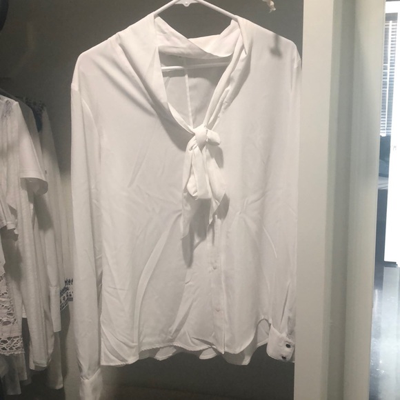 Calvin Klein Tops - Calvin Klein neck tie bow shirt white xl
